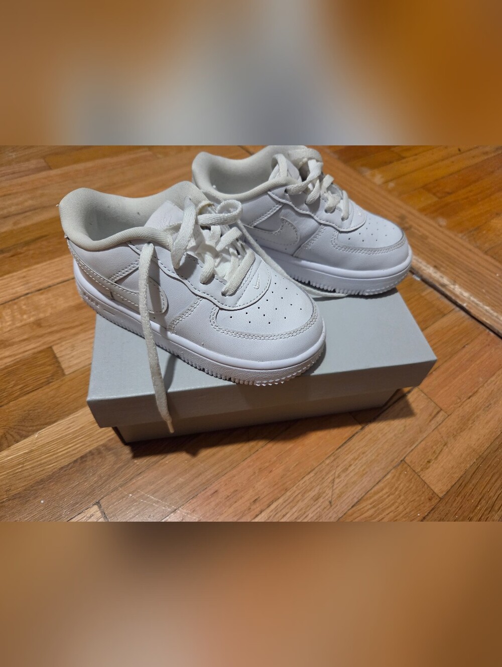 Nike Toddler Boy White Athletic Sneakers - Classic Low-Top / Size 9